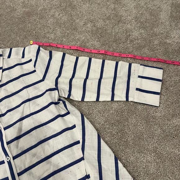 Foxcroft Women's Button Down Cotton Shirt White and Blue Stripes Size 8 - Picture 9 of 10